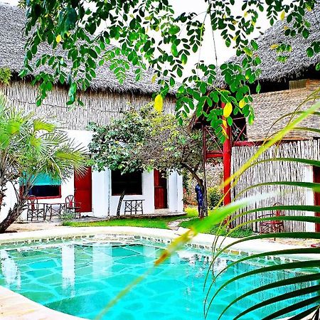 Diani Hostel Diani Beach Exterior foto
