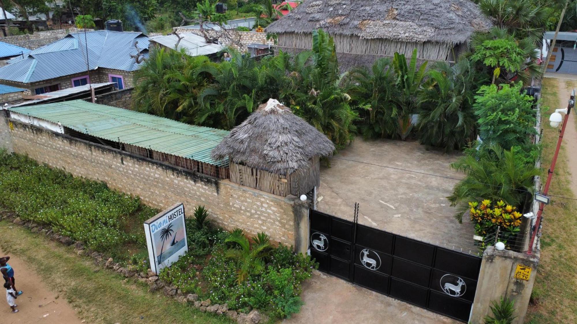 Diani Hostel Diani Beach Exterior foto