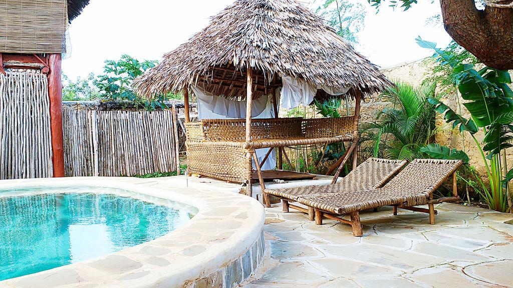 Diani Hostel Diani Beach Exterior foto
